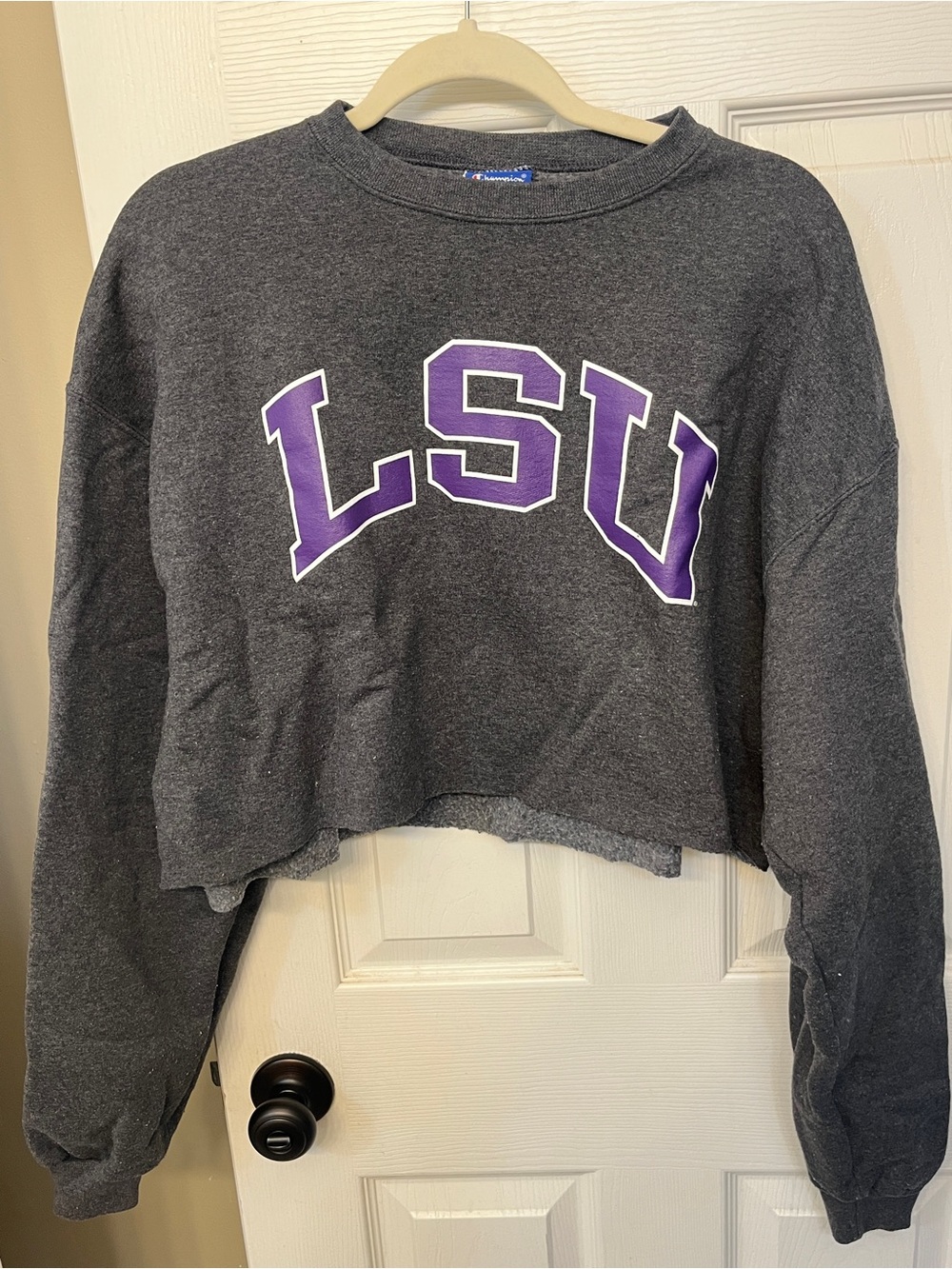 Champion Women's Charcoal Cut Off Cropped LSU Crewneck Sweatshirt size XL